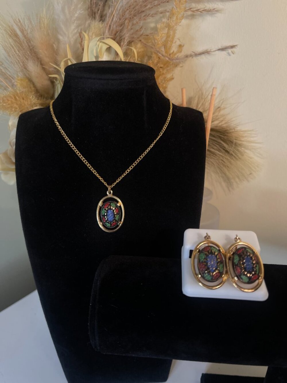 Vintage Sarah Coventry Gold Floral Enamel Necklace & Matching Earrings Set